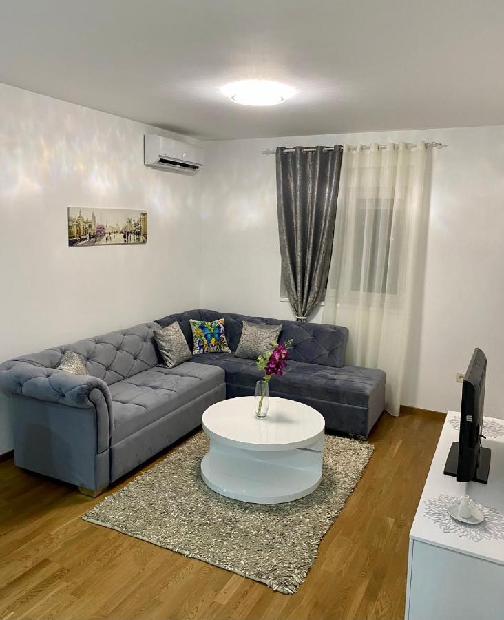 Ferienwohnung Habanera Podgorica Exterior foto